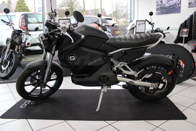 Vmoto Super Soco TC Max Limited Night Edition Roadster/Retro Electric Matt Black