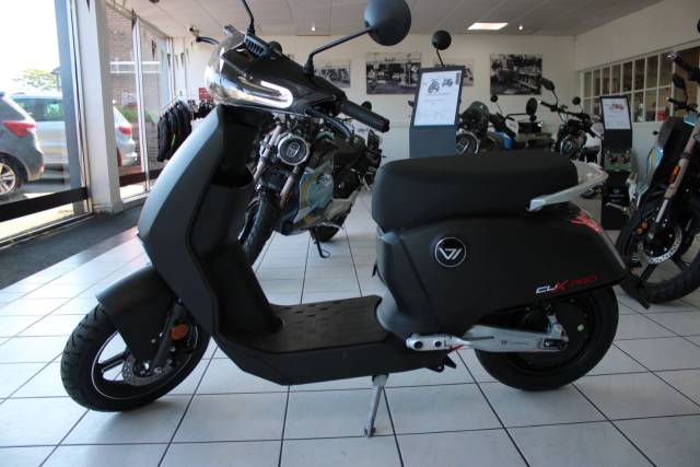 Vmoto Cux CUX PRO Scooter Electric Matt Black