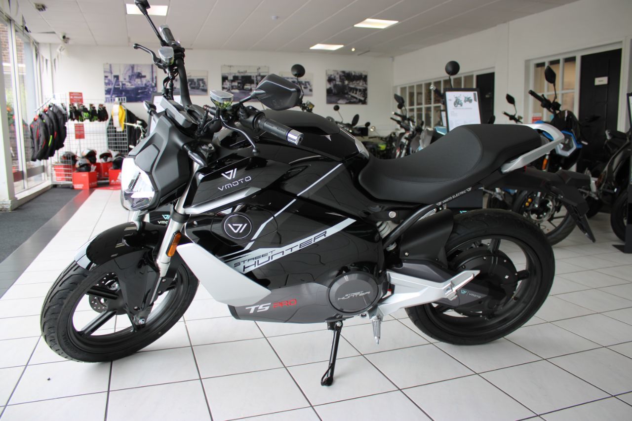 2025 Vmoto Hunter