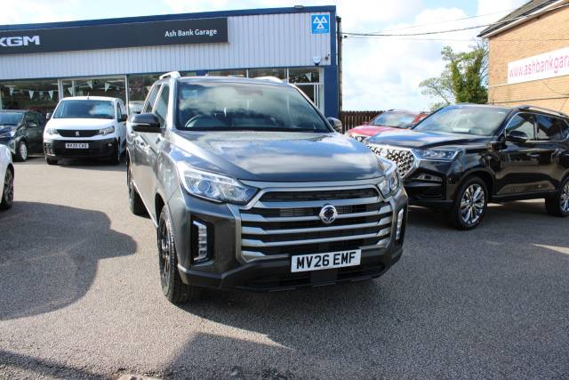 KGM Musso 2.2D Saracen Pickup Double Cab 4dr Diesel Auto 4WD Euro 6 (202 ps) Pickup Diesel GREY