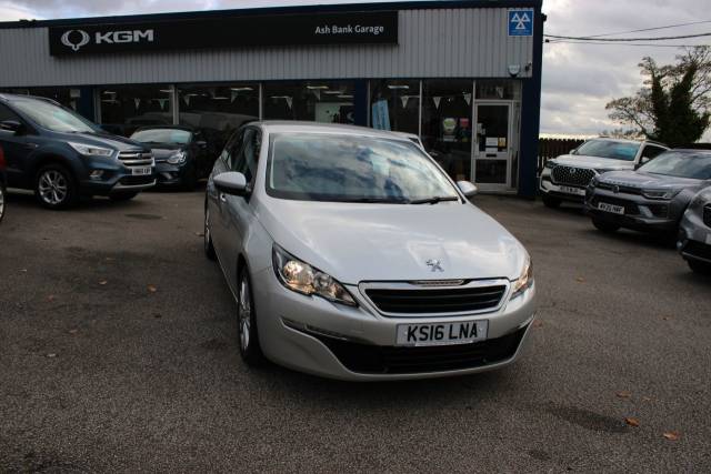 Peugeot 308 1.2 PureTech Active Estate 5dr Petrol Manual Euro 6 (s/s) (110 ps) Estate Petrol SILVER