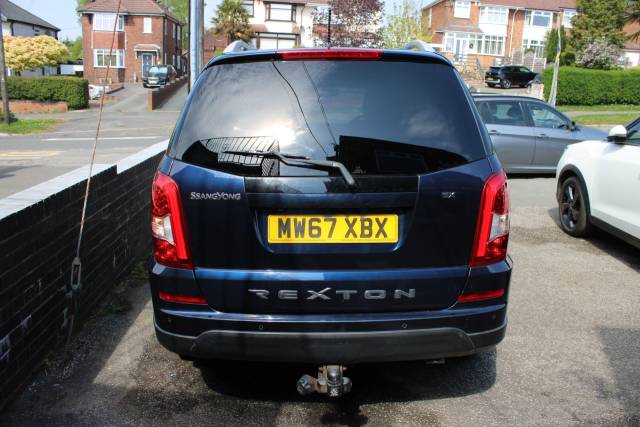 2017 SsangYong Rexton W 2.2D EX SUV 5dr Diesel T-Tronic 4WD Euro 6 (178 ps)