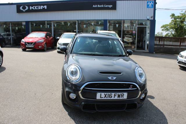 Mini Hatchback 2.0 Cooper S Hatchback 5dr Petrol Auto Euro 6 (s/s) (192 ps) Hatchback Petrol GREY