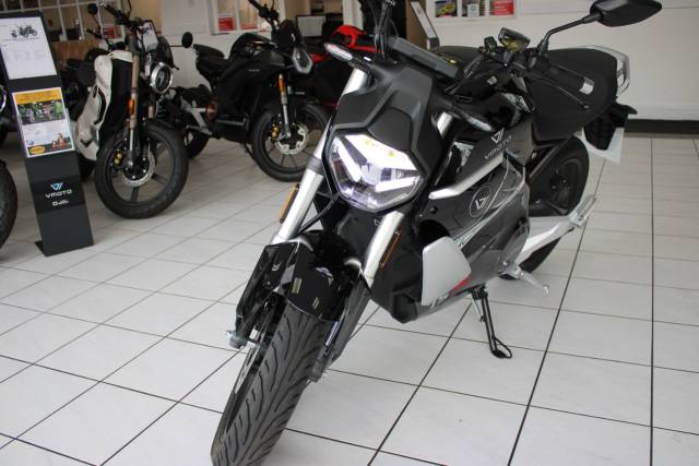 2025 Vmoto Super Soco TS TS STREET HUNTER