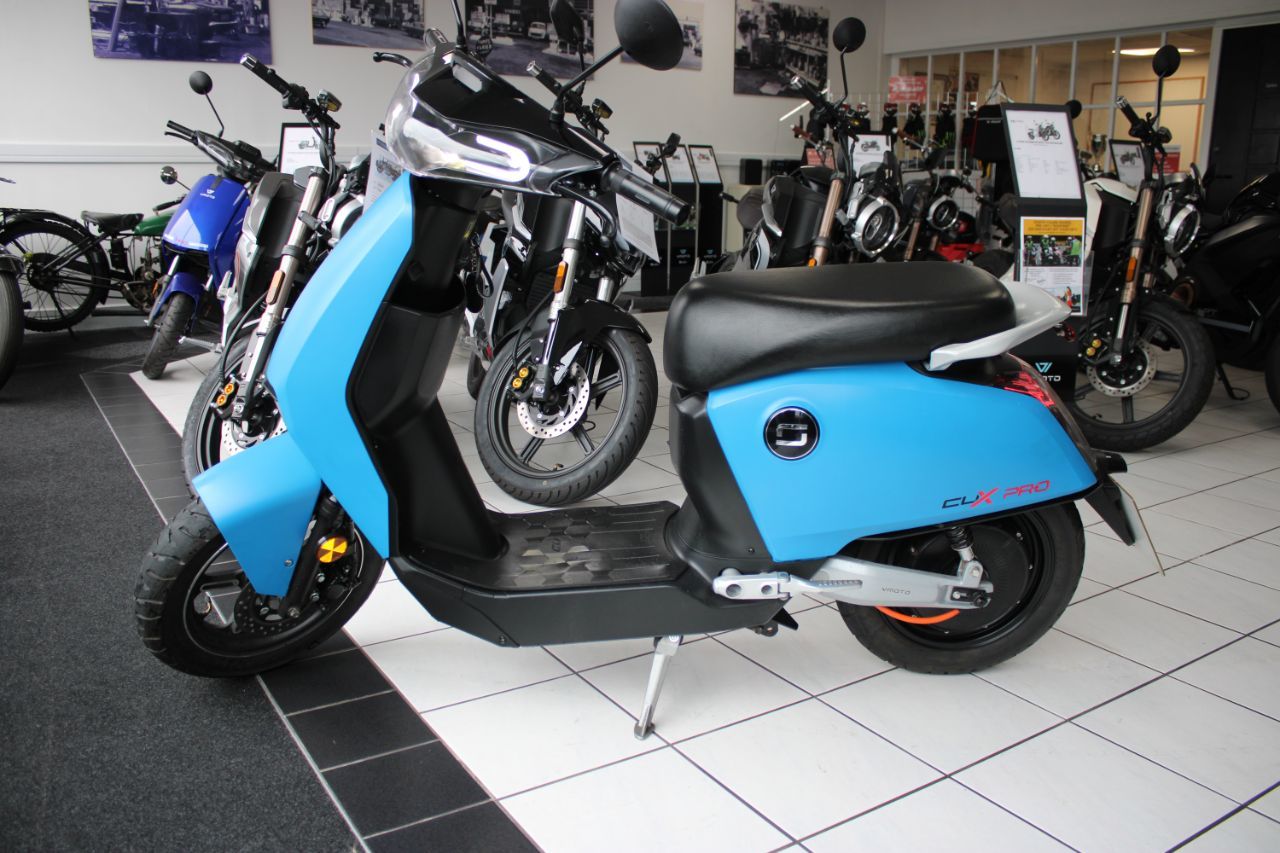 2025 Vmoto Cux