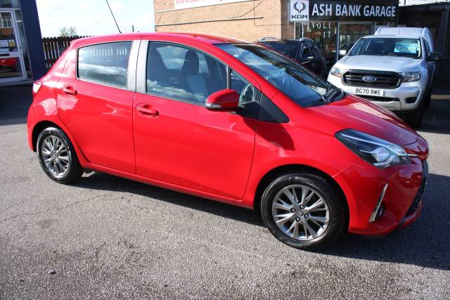 2018 Toyota Yaris 1.5 VVT-i Icon Hatchback 5dr Petrol Manual Euro 6 (111 ps)