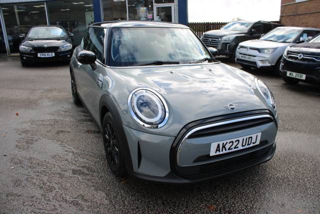 2022 Mini Hatchback 1.5 Cooper Classic Hatchback 3dr Petrol Manual Euro 6 (s/s) (136 ps)